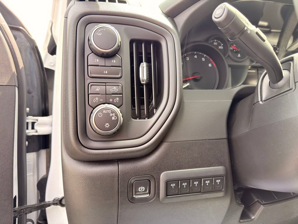 New 2025 Chevrolet Silverado 3500 W/T w/ WT Convenience Package AWD/4WD image 19