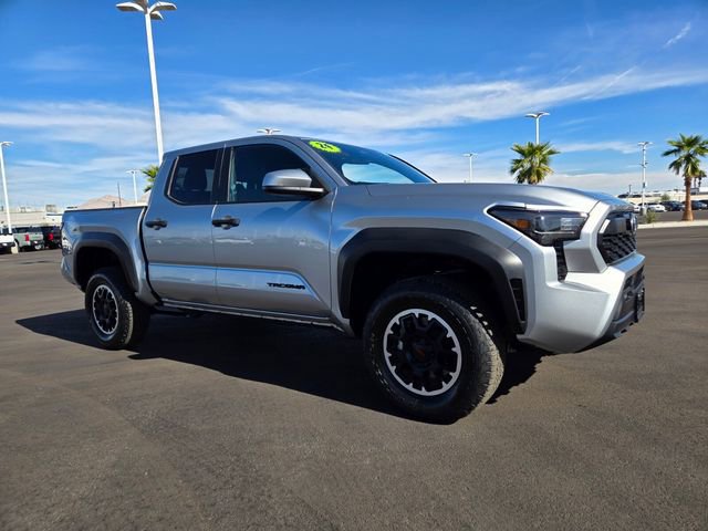 Certified 2024 Toyota Tacoma TRD Off-Road image 2