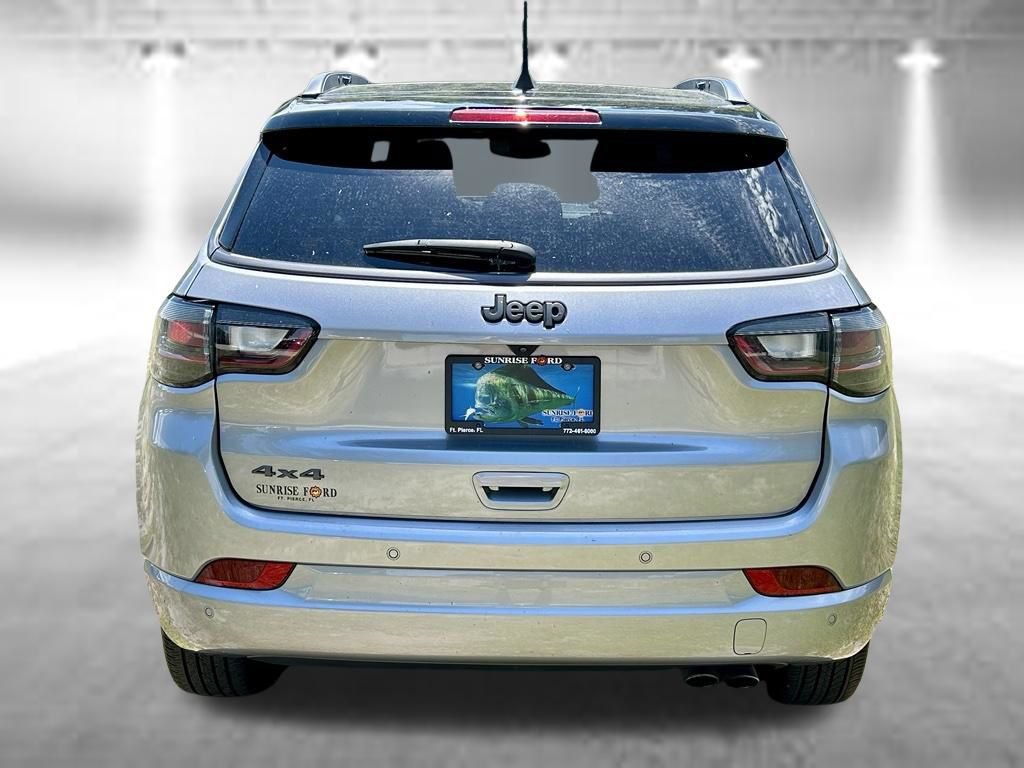 Used 2022 Jeep Compass High Altitude AWD/4WD image 6