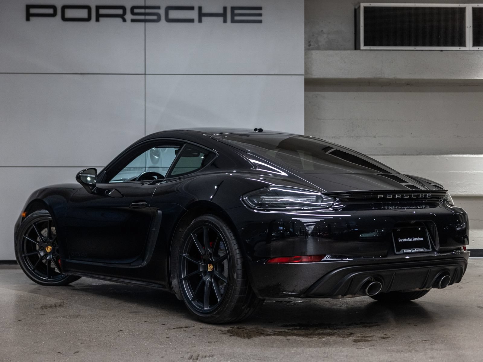 Certified 2021 Porsche 718 Cayman GTS RWD image 3