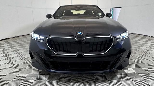 New 2027 BMW 530i xDrive AWD/4WD image 2
