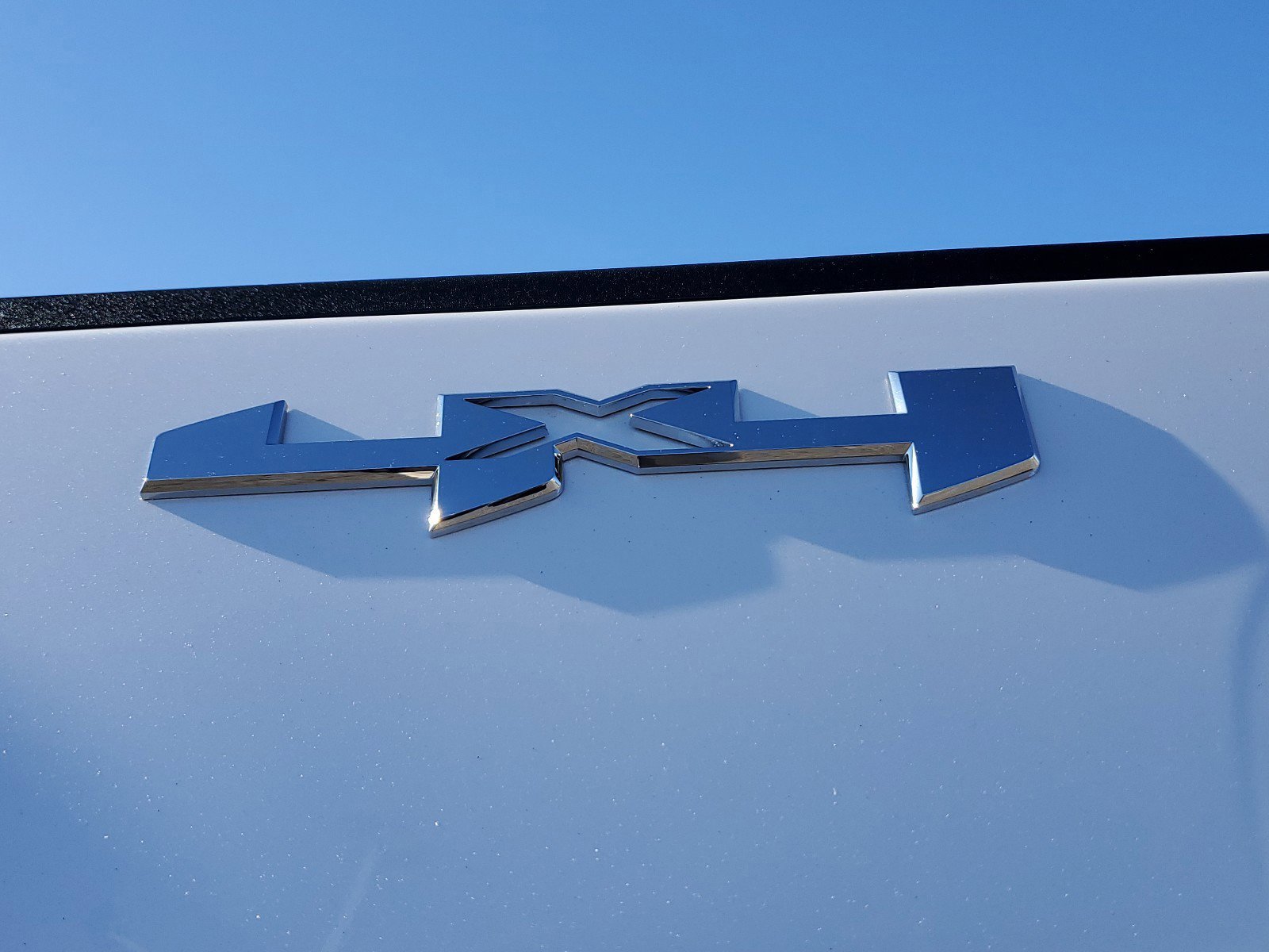 New 2025 GMC Sierra 2500 SLT w/ SLT Convenience Package image 6