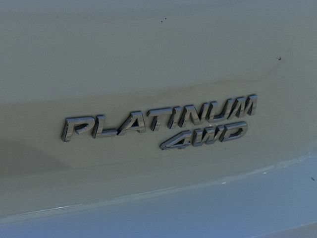 Used 2024 Nissan Pathfinder Platinum w/ Cargo Package AWD/4WD image 43