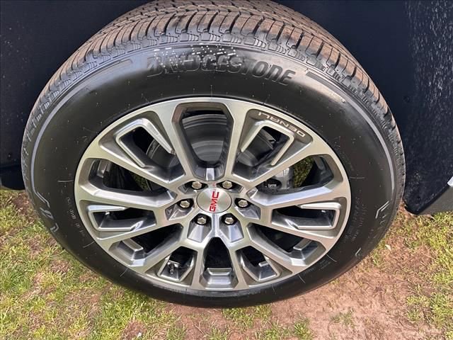 New 2026 GMC Yukon Denali w/ Denali Reserve Package image 15