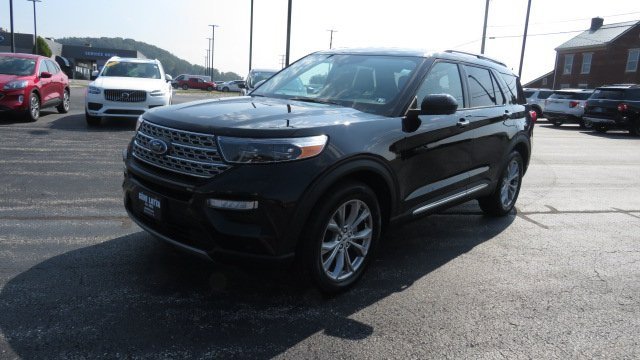 Certified 2023 Ford Explorer Limited image 3