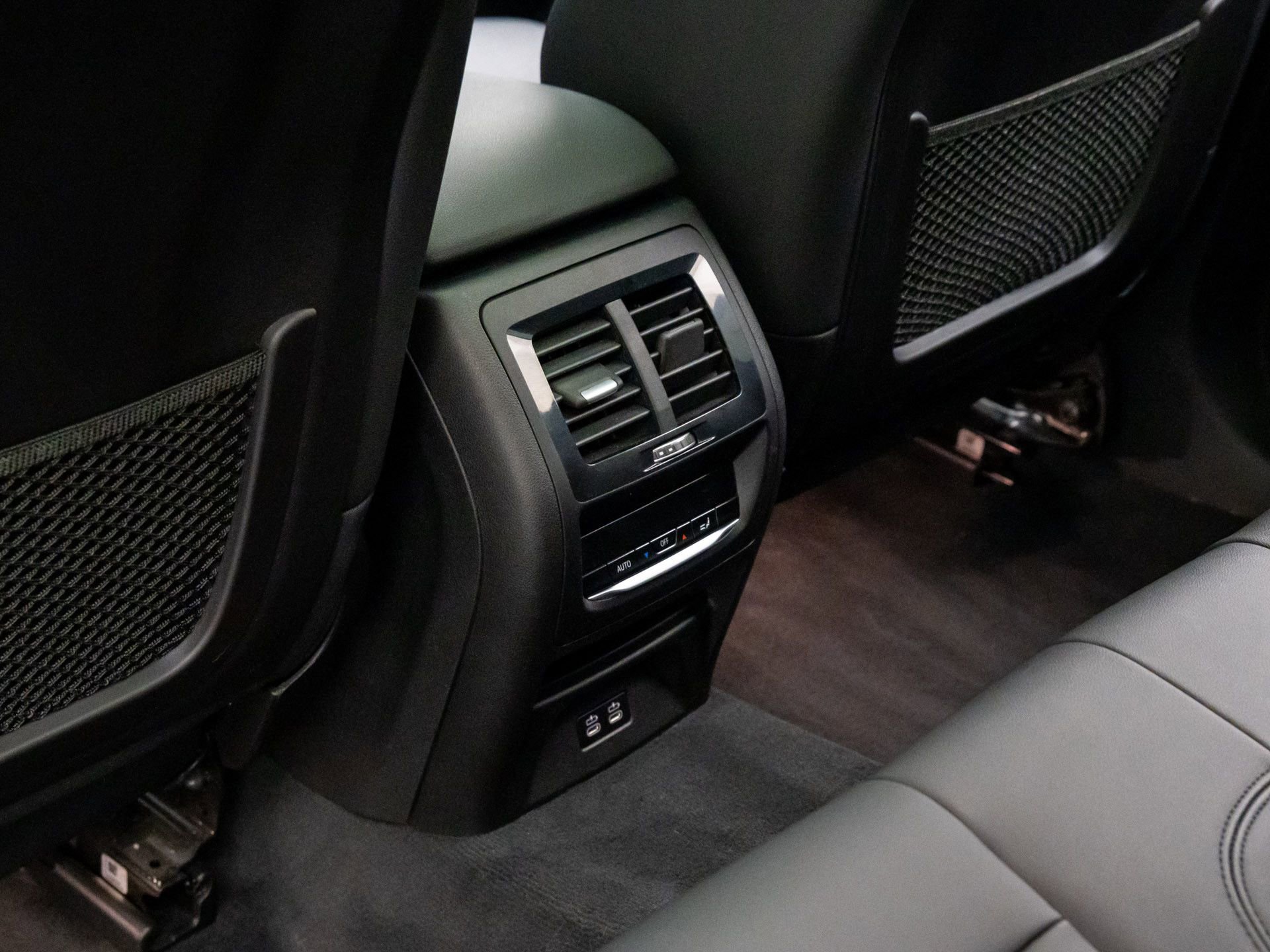 Used 2021 BMW X4 M40i w/ Premium Package image 19