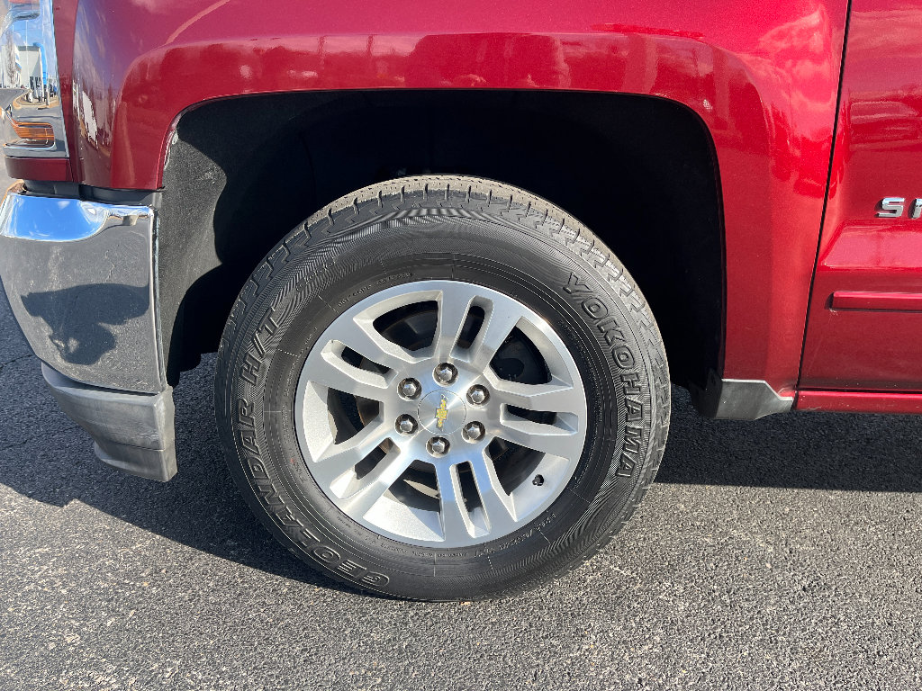 Used 2017 Chevrolet Silverado 1500 LT w/ All Star Edition image 13