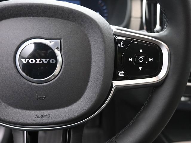 Used 2026 Volvo XC90 B6 Plus w/ Protection Package Premier AWD/4WD image 14