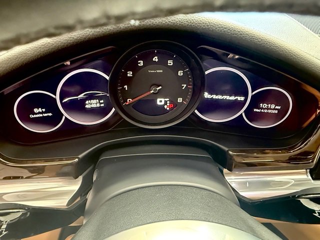 Used 2018 Porsche Panamera 4 AWD/4WD image 15