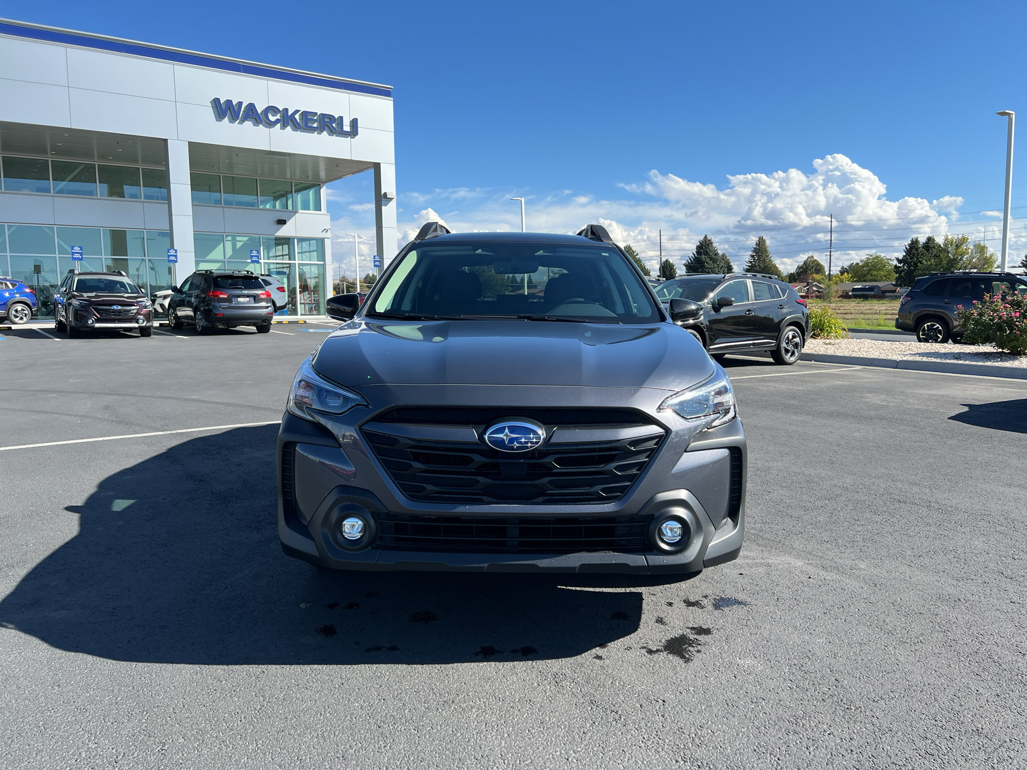 Used 2025 Subaru Outback Premium AWD/4WD image 7