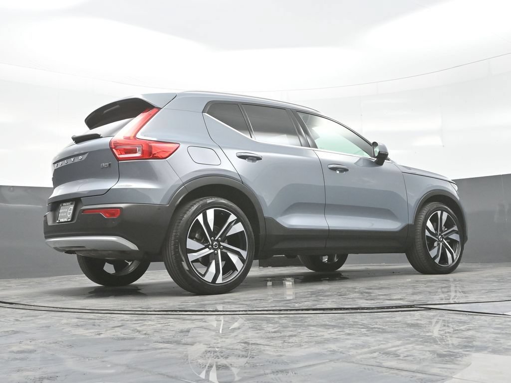 Used 2023 Volvo XC40 B5 Ultimate w/ Protection Package Premier AWD/4WD image 28