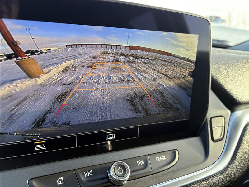 Used 2025 Chevrolet Blazer LT image 13