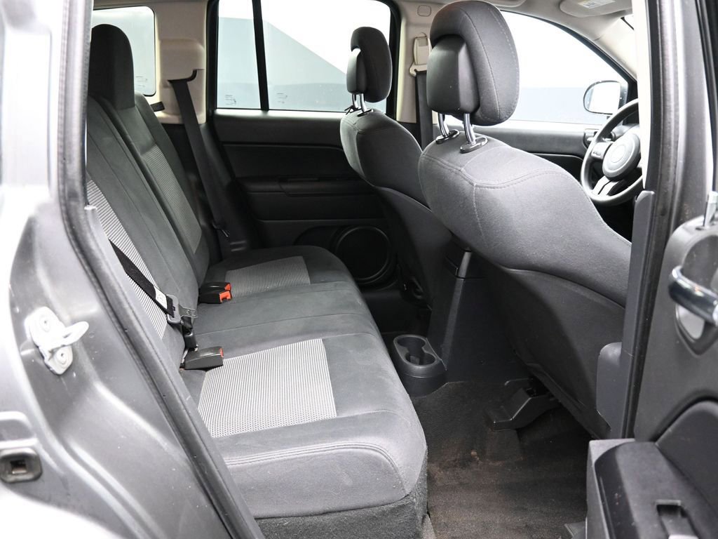 Used 2011 Jeep Compass 4WD image 22