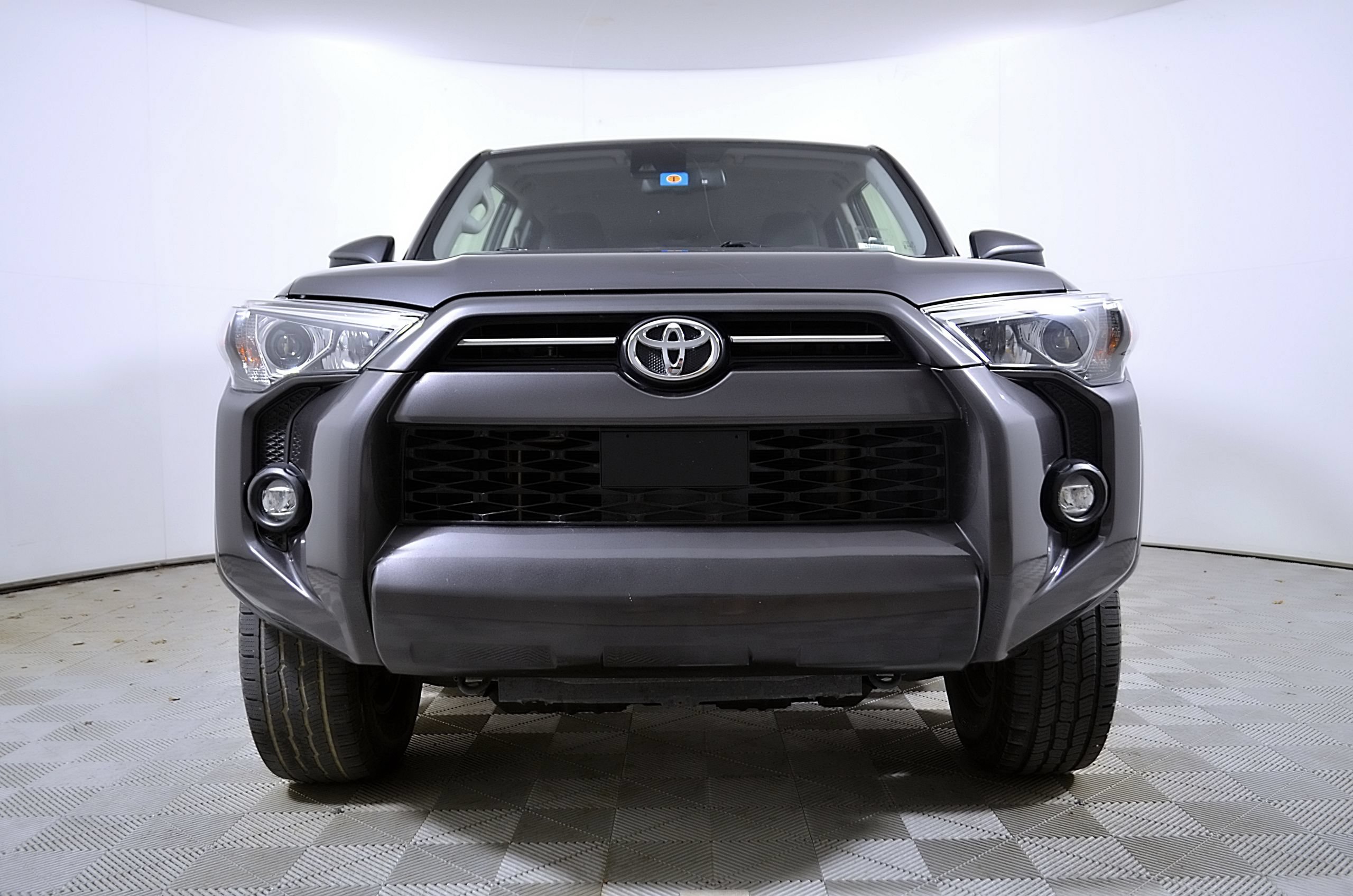 Used 2021 Toyota 4Runner SR5 RWD image 5