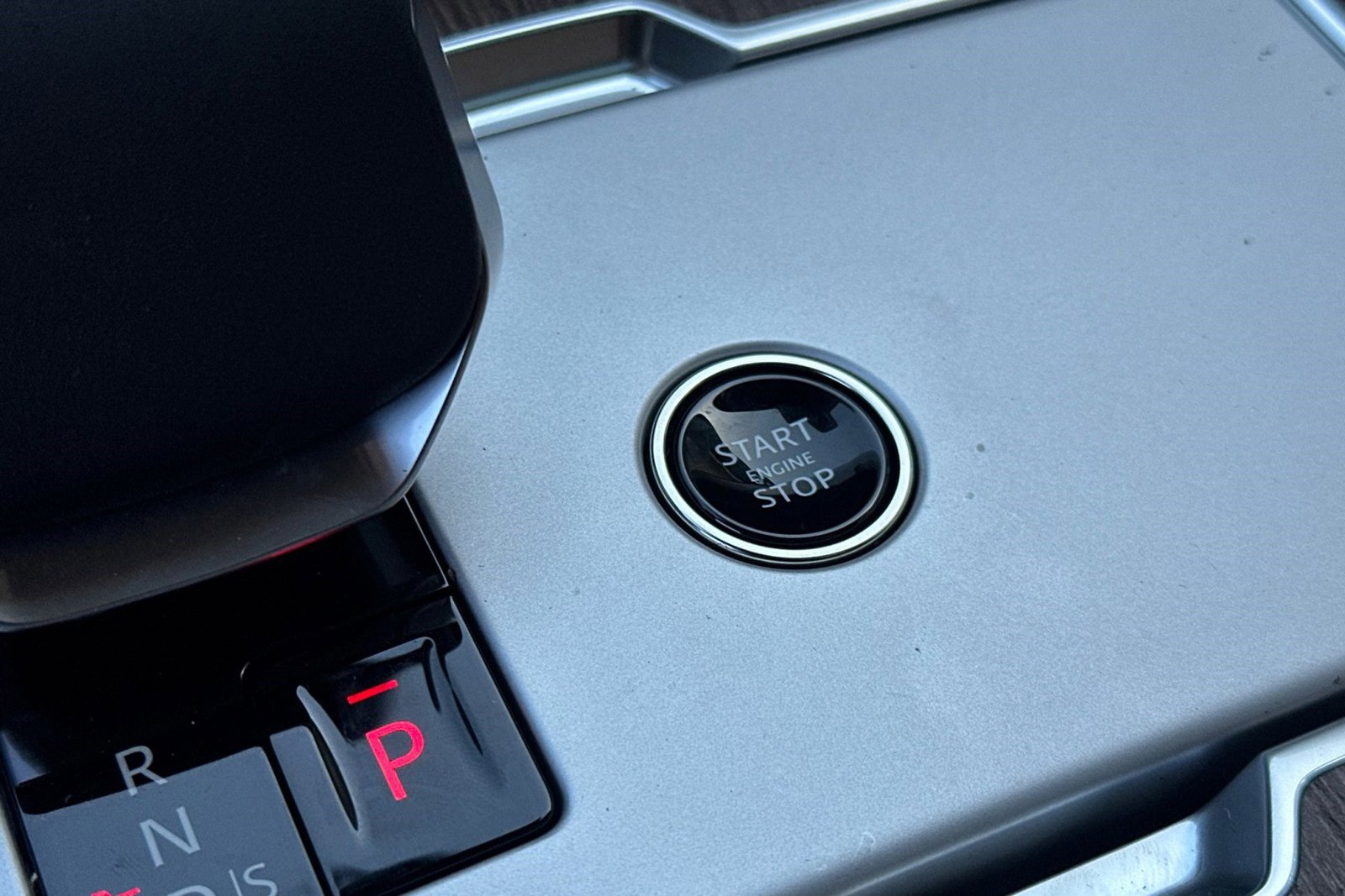 New 2026 Land Rover Range Rover SE image 27