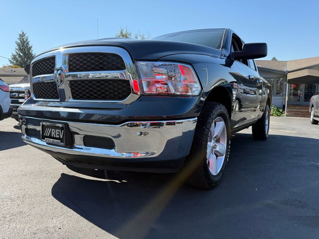 Used 2018 RAM 1500 Classic SLT AWD/4WD image 13