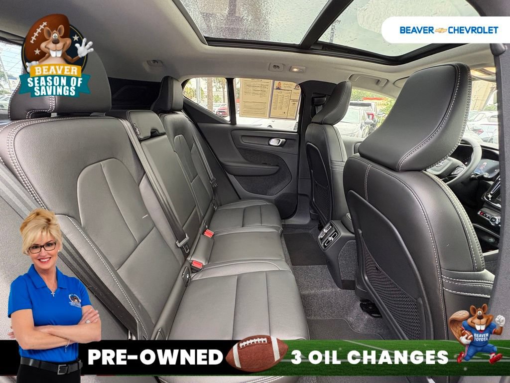 Used 2026 Volvo XC40 B4 Core FWD image 26