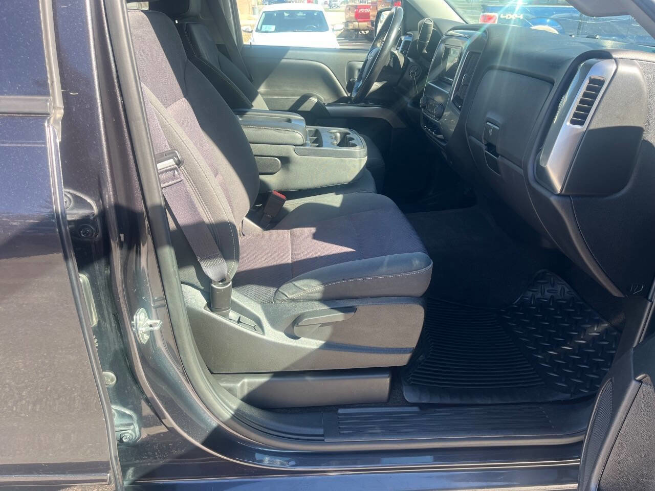 Used 2015 Chevrolet Silverado 1500 LT image 13