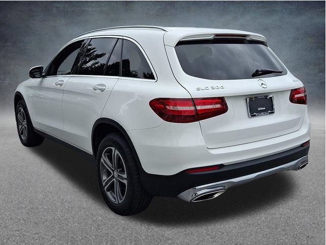 Used 2016 Mercedes-Benz GLC 300 4MATIC image 4