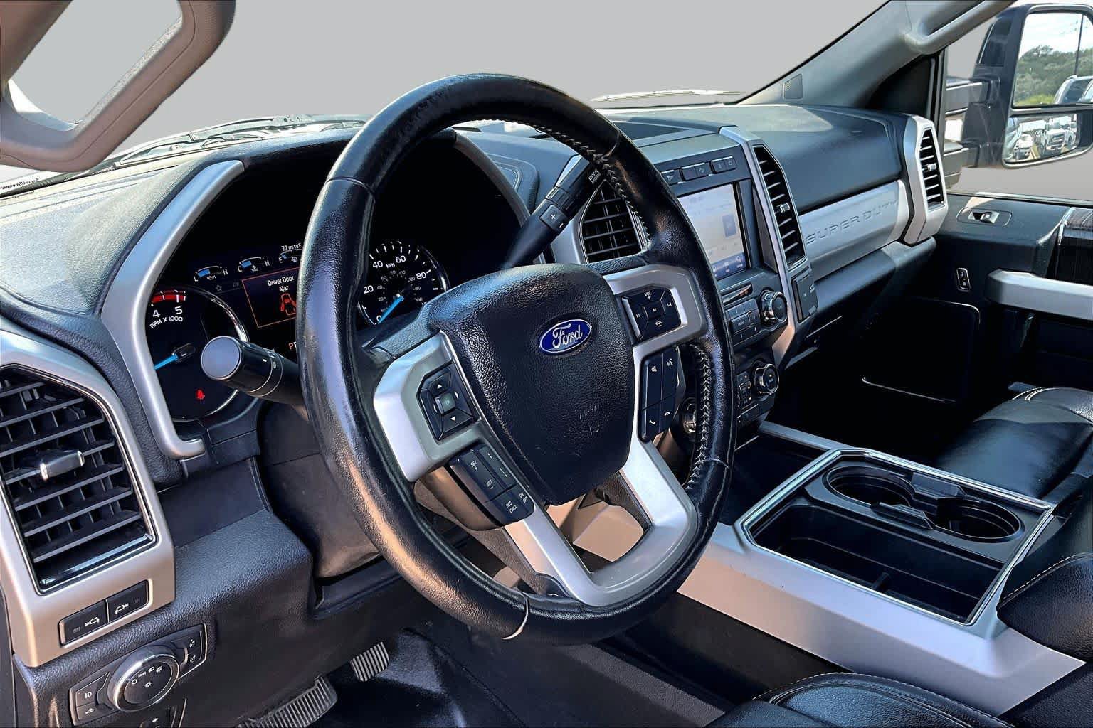 Used 2021 Ford F350 Lariat AWD/4WD image 16