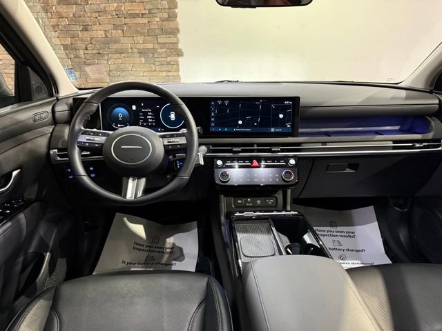Used 2025 Hyundai Tucson Limited AWD/4WD image 25