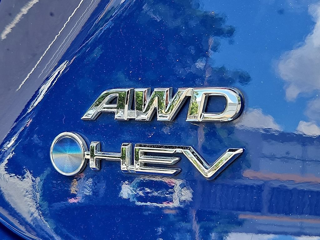 Used 2025 Toyota Camry SE AWD/4WD image 32
