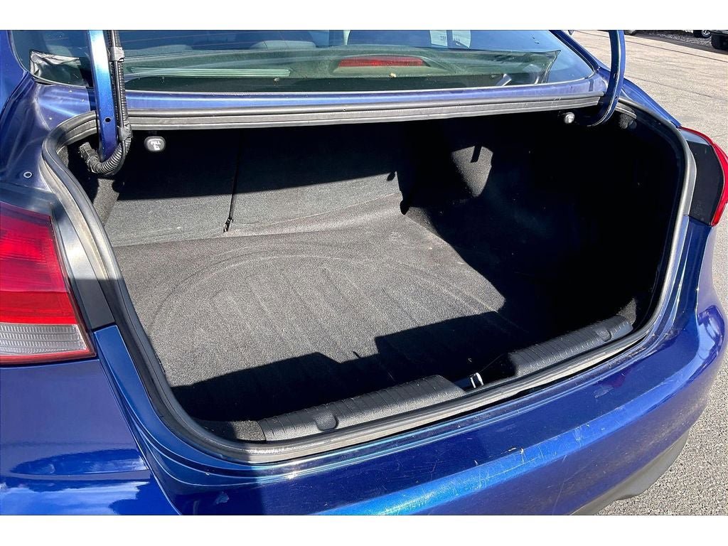 Used 2018 Kia Forte LX w/ LX Popular Package image 10