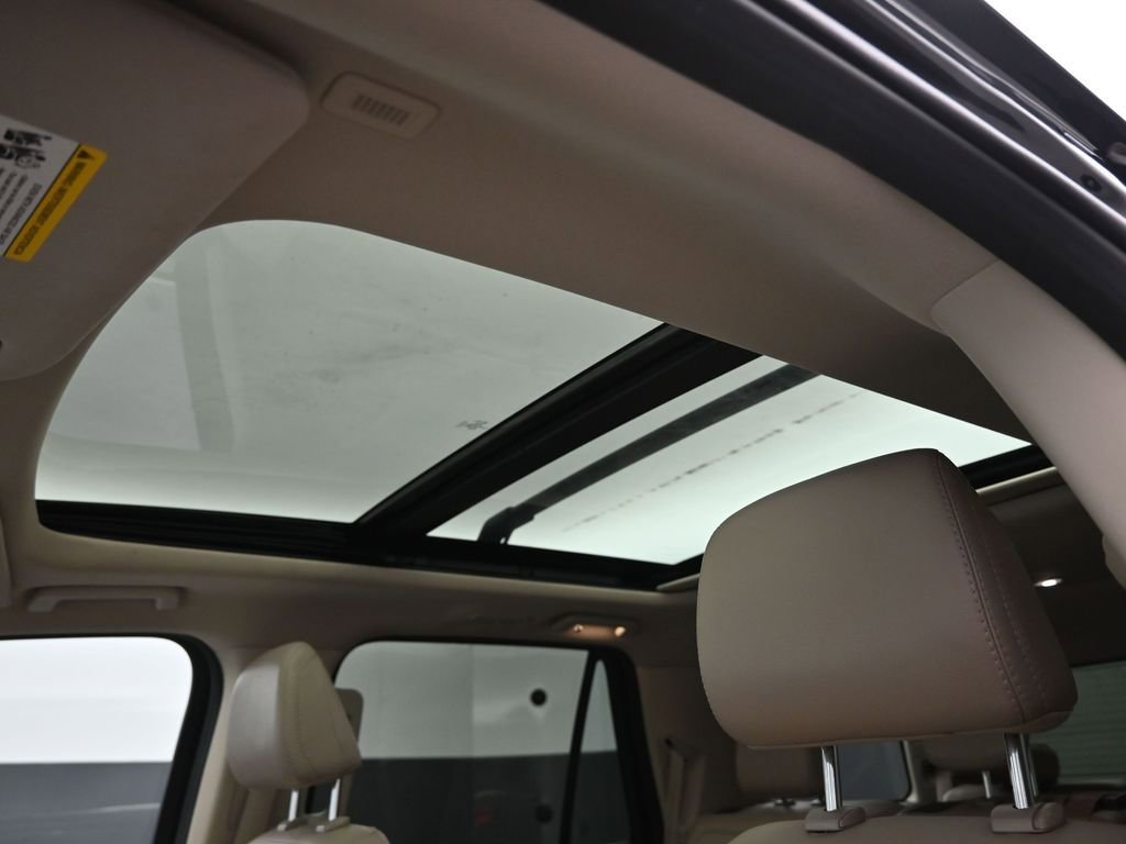 Used 2024 Ford Expedition Limited image 10