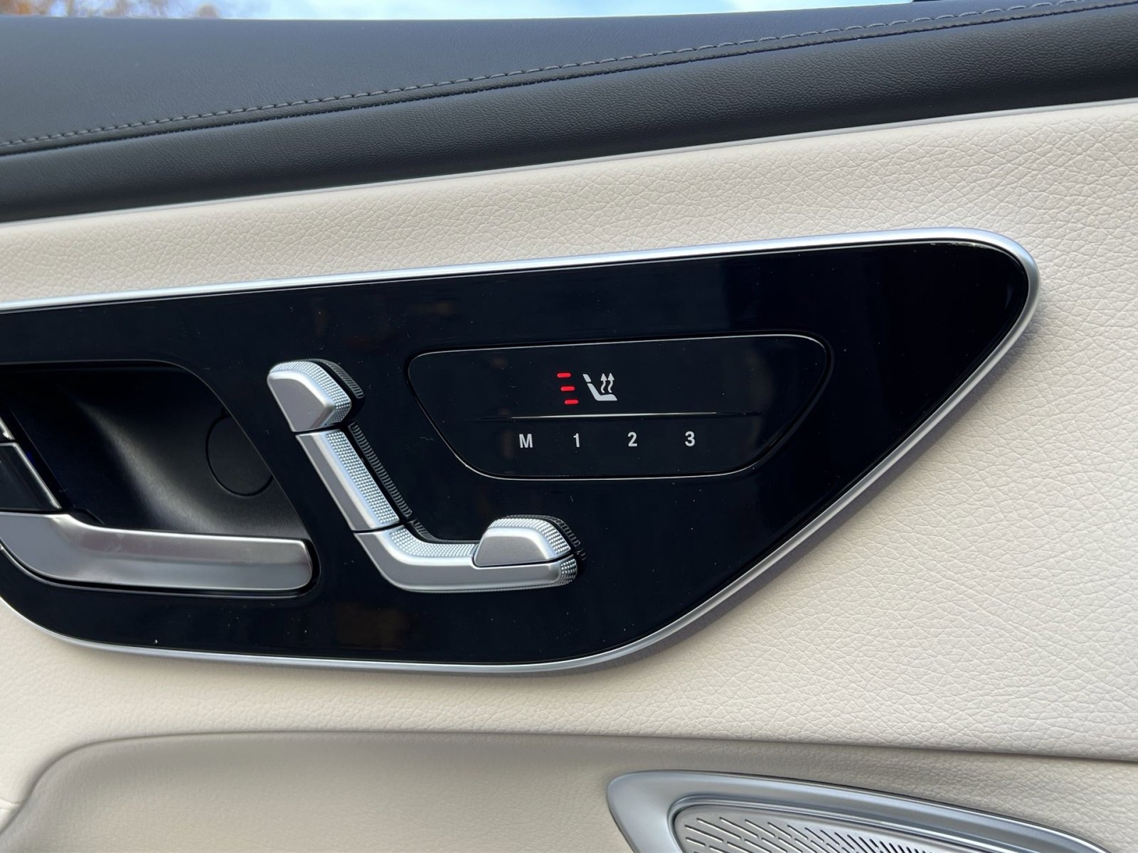 New 2026 Mercedes-Benz CLE 53 AMG 4MATIC Coupe image 35