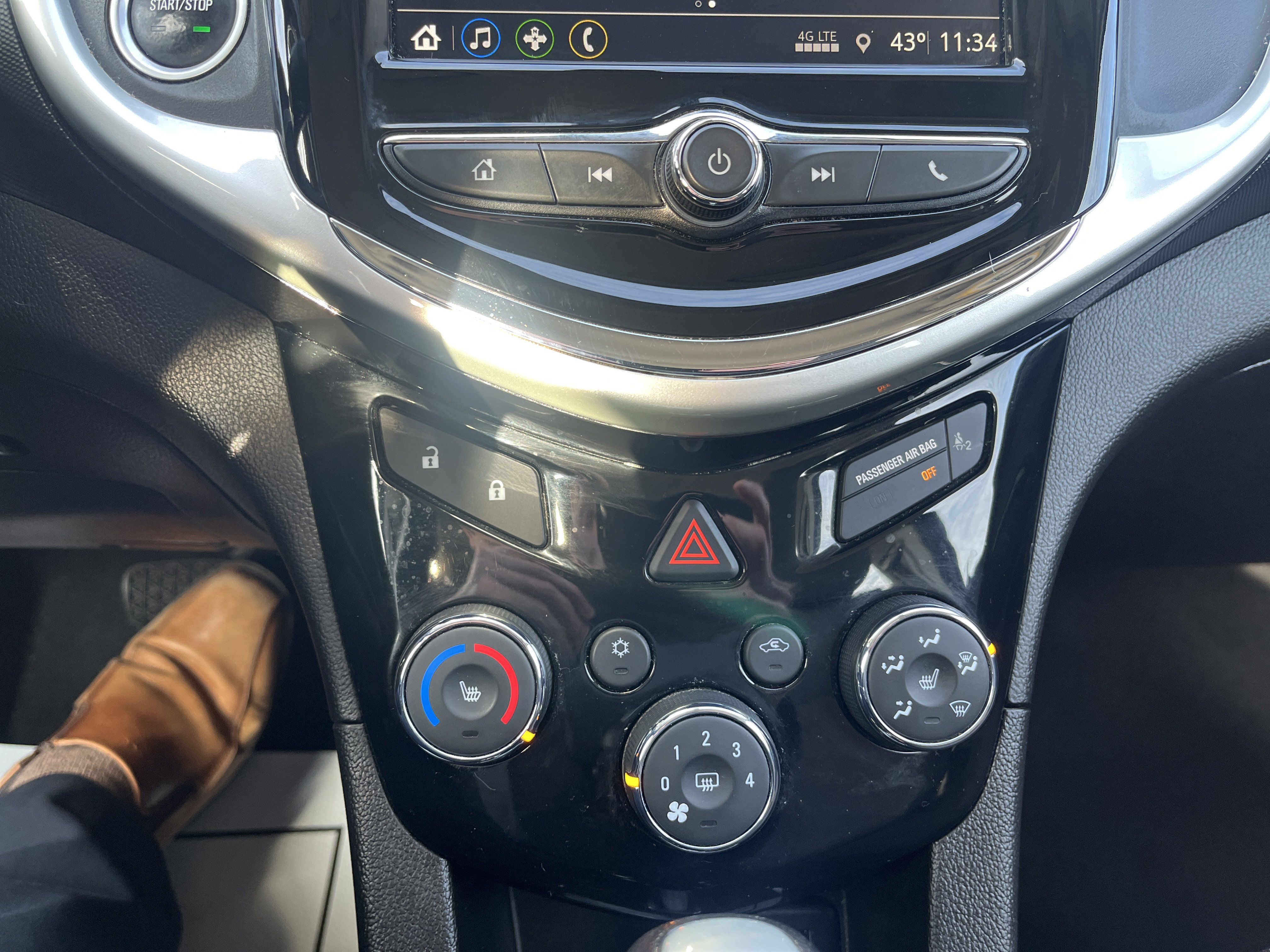 Used 2019 Chevrolet Sonic LT w/ Convenience Package image 23