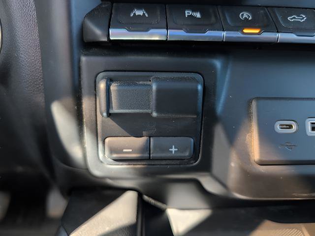 Used 2021 GMC Sierra 1500 AT4 w/ AT4 Value Package AWD/4WD image 15