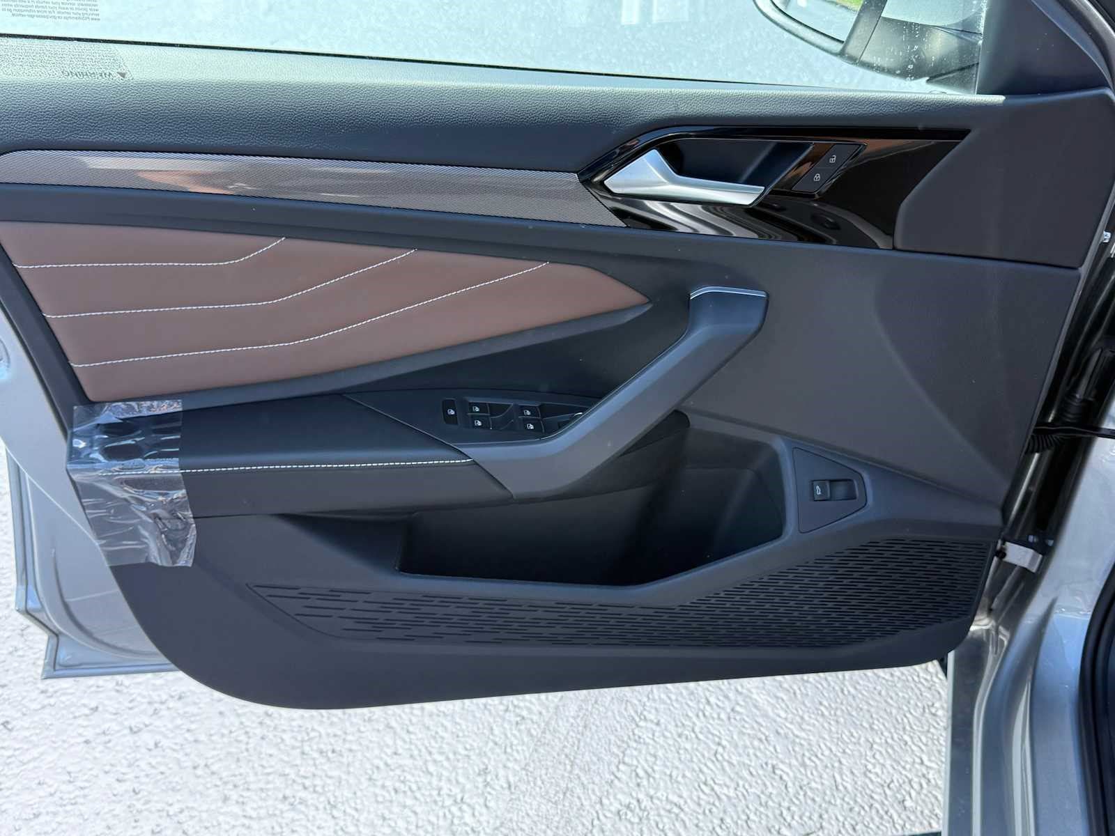 New 2026 Volkswagen Jetta SEL FWD image 6