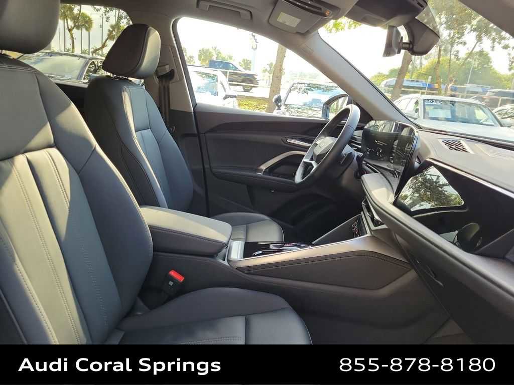 Certified 2025 Audi Q5 Premium w/ Convenience Package image 22