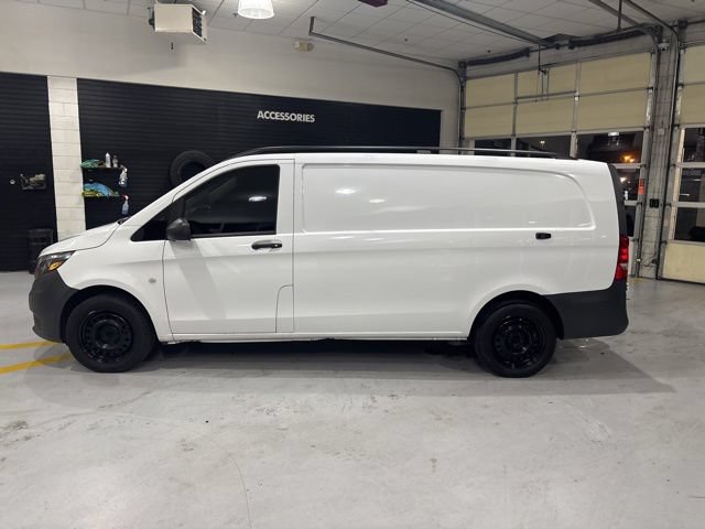 Used 2023 Mercedes-Benz Metris image 5