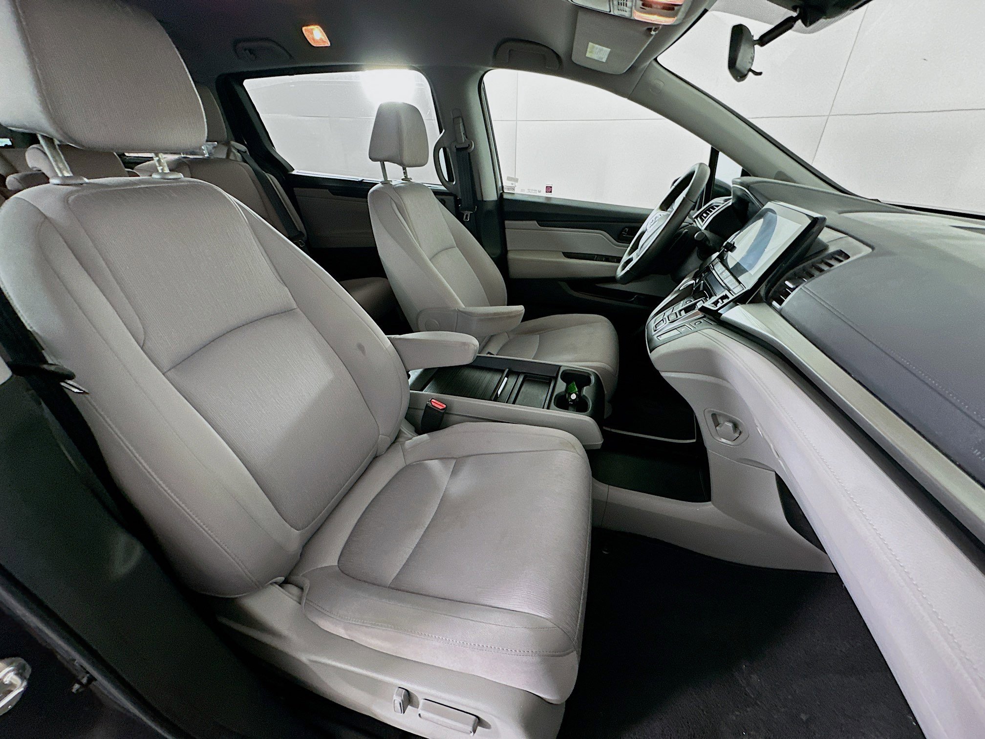 Used 2018 Honda Odyssey EX image 31