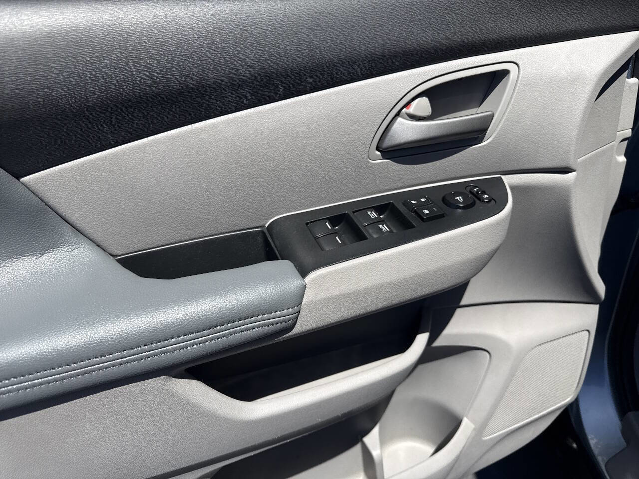 Used 2012 Honda Odyssey EX-L image 13