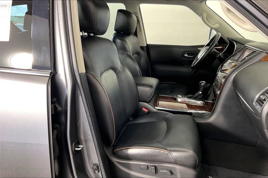 Used 2019 Nissan Armada Platinum w/ Captain's Chairs Package RWD image 9