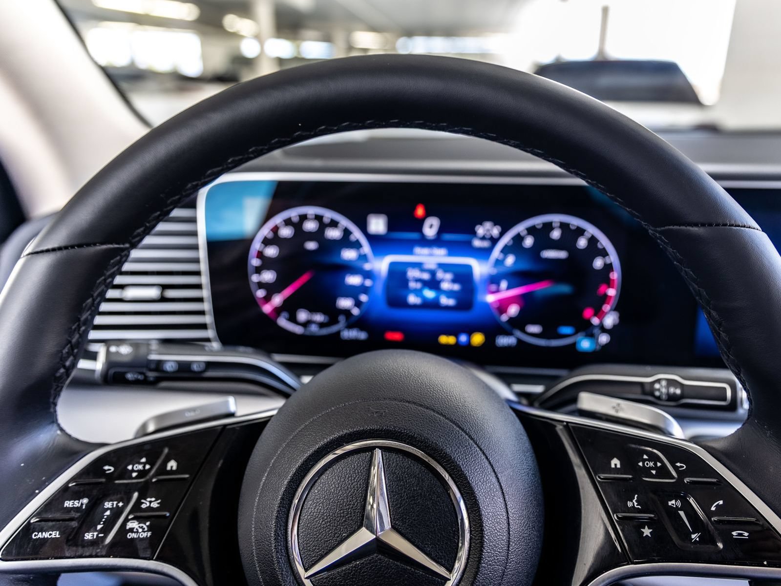 Used 2025 Mercedes-Benz GLE 450 4MATIC image 22
