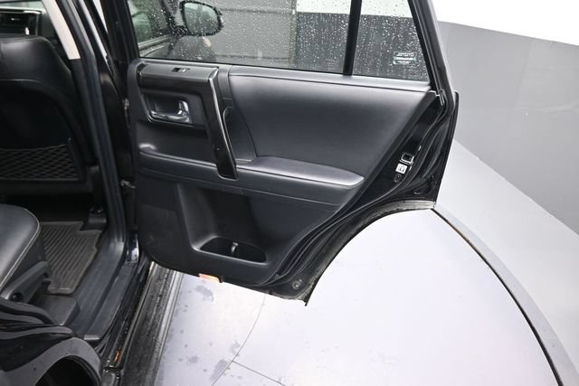 Certified 2021 Toyota 4Runner Nightshade AWD/4WD image 15