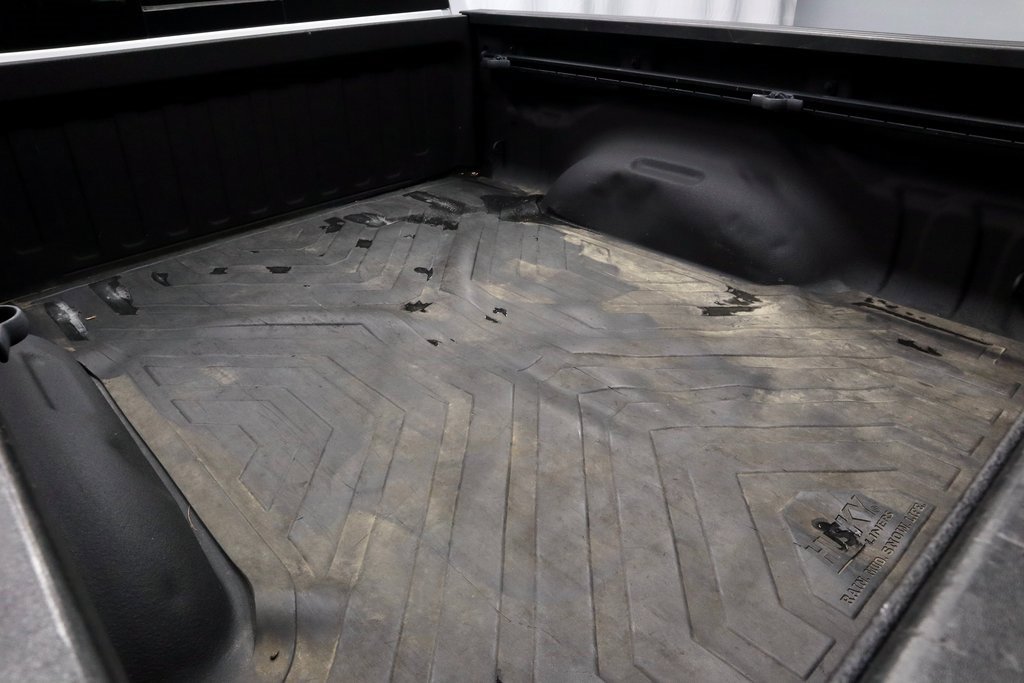 Used 2021 RAM 1500 Laramie w/ Sport Appearance Package image 12