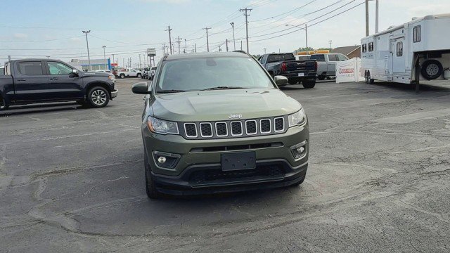 Used 2020 Jeep Compass Latitude image 3