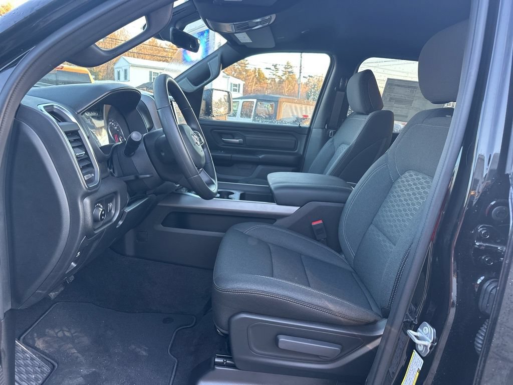 New 2026 RAM 1500 Express AWD/4WD image 11