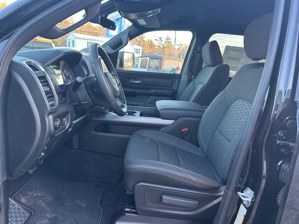 New 2026 RAM 1500 Express AWD/4WD image 11