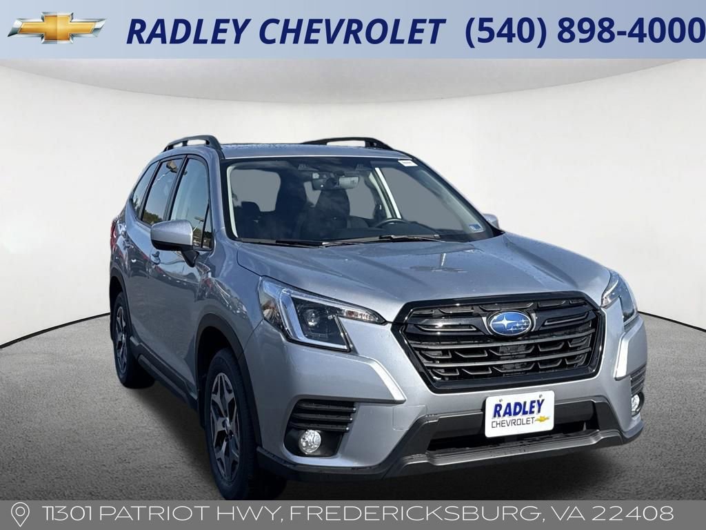 Used 2023 Subaru Forester Premium AWD/4WD image 21