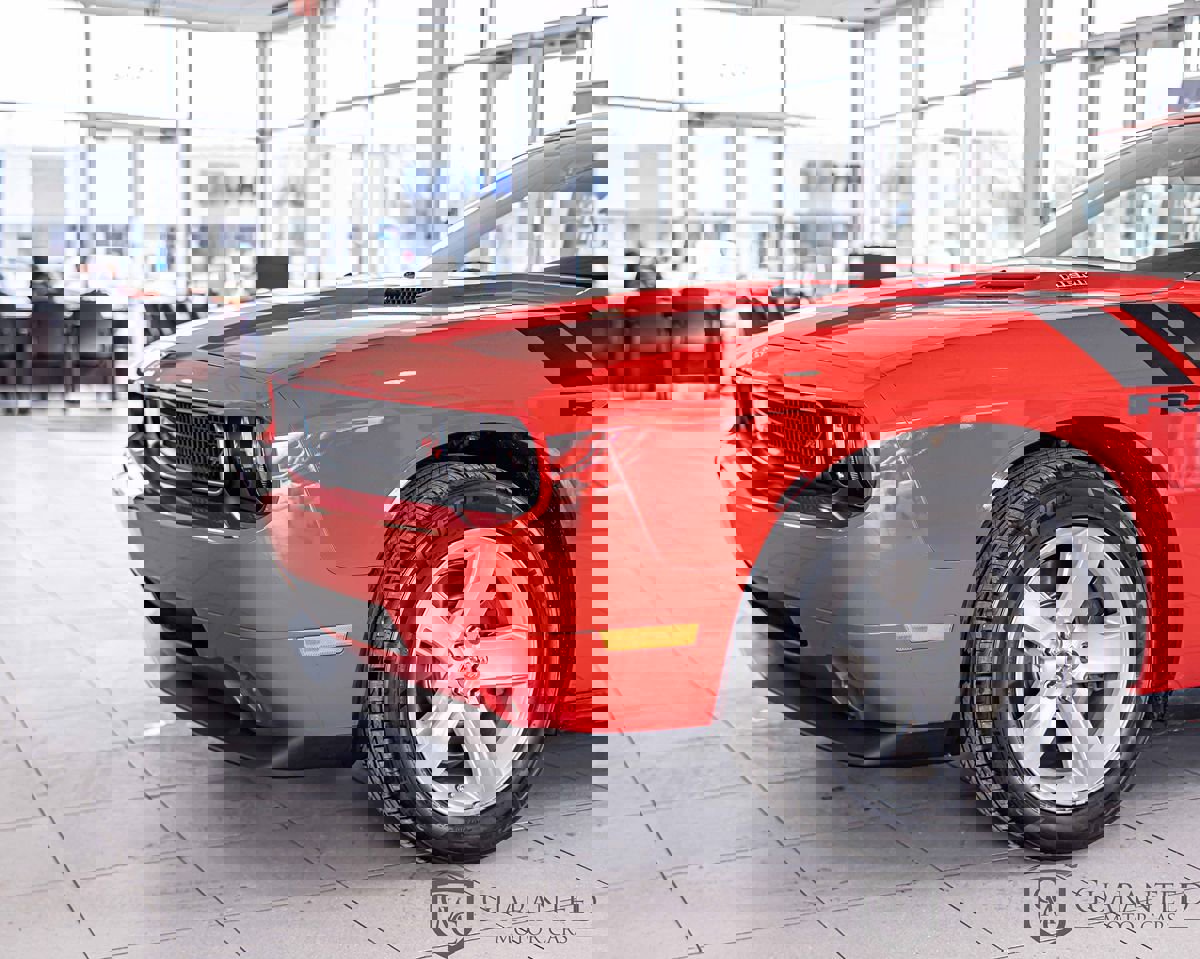 Used 2009 Dodge Challenger R/T image 4