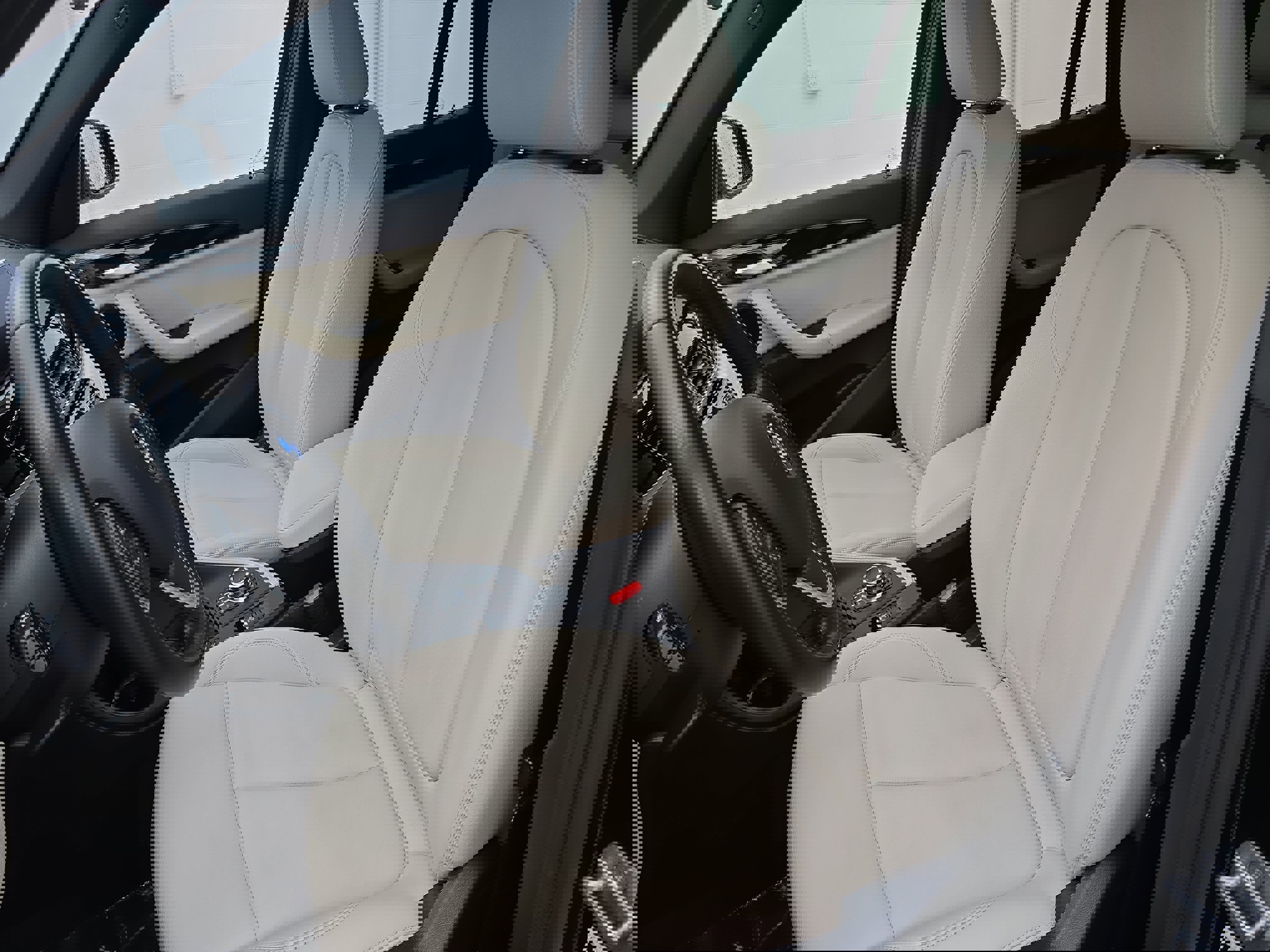 Used 2022 BMW X1 xDrive28i w/ Convenience Package image 15