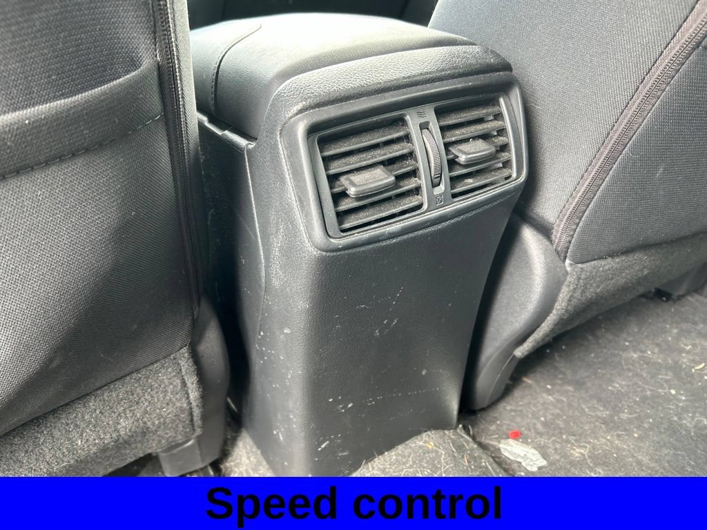 Used 2020 Nissan Rogue S AWD/4WD image 13