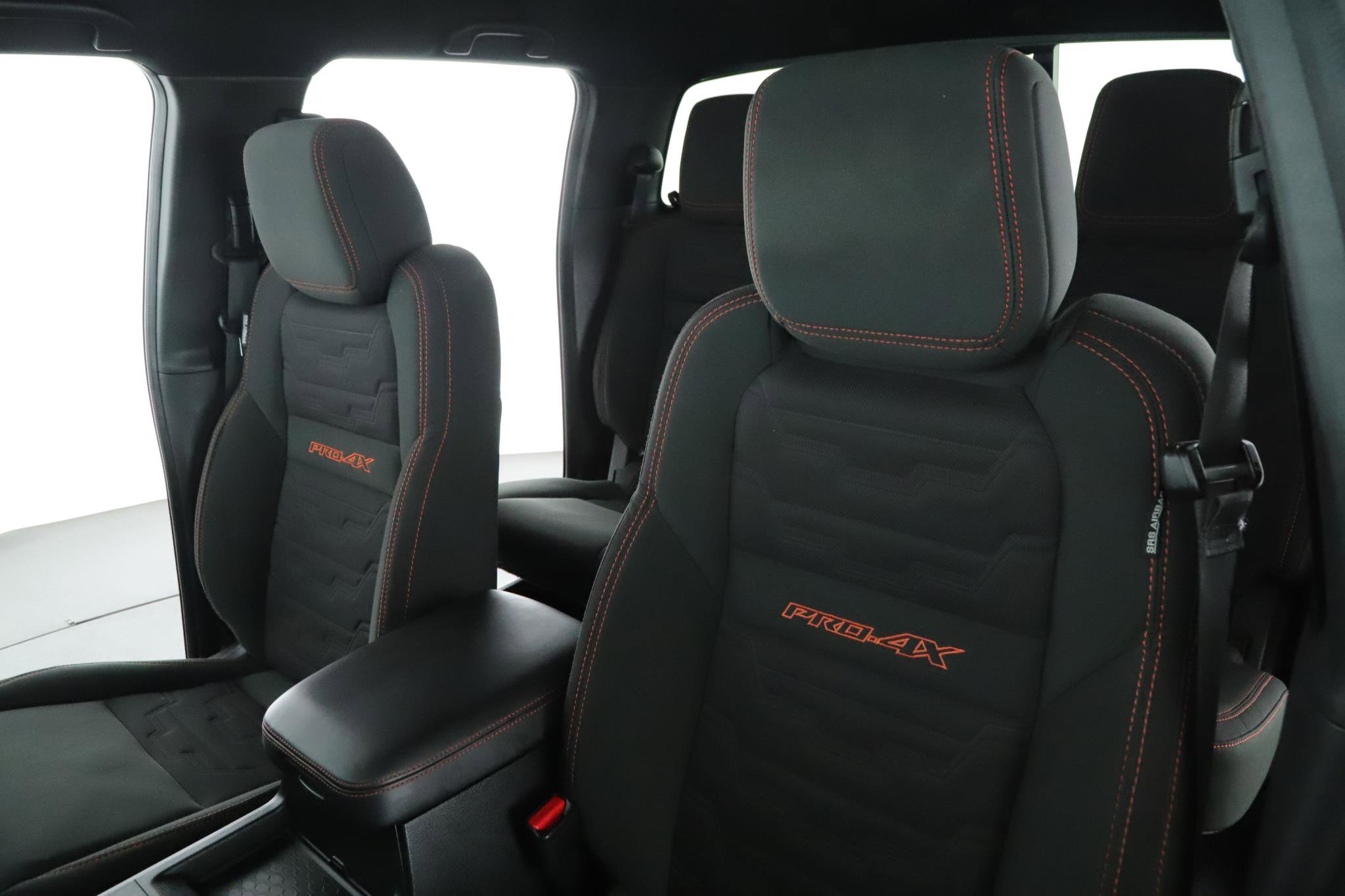 Used 2023 Nissan Frontier PRO-4X w/ Tow Package image 4