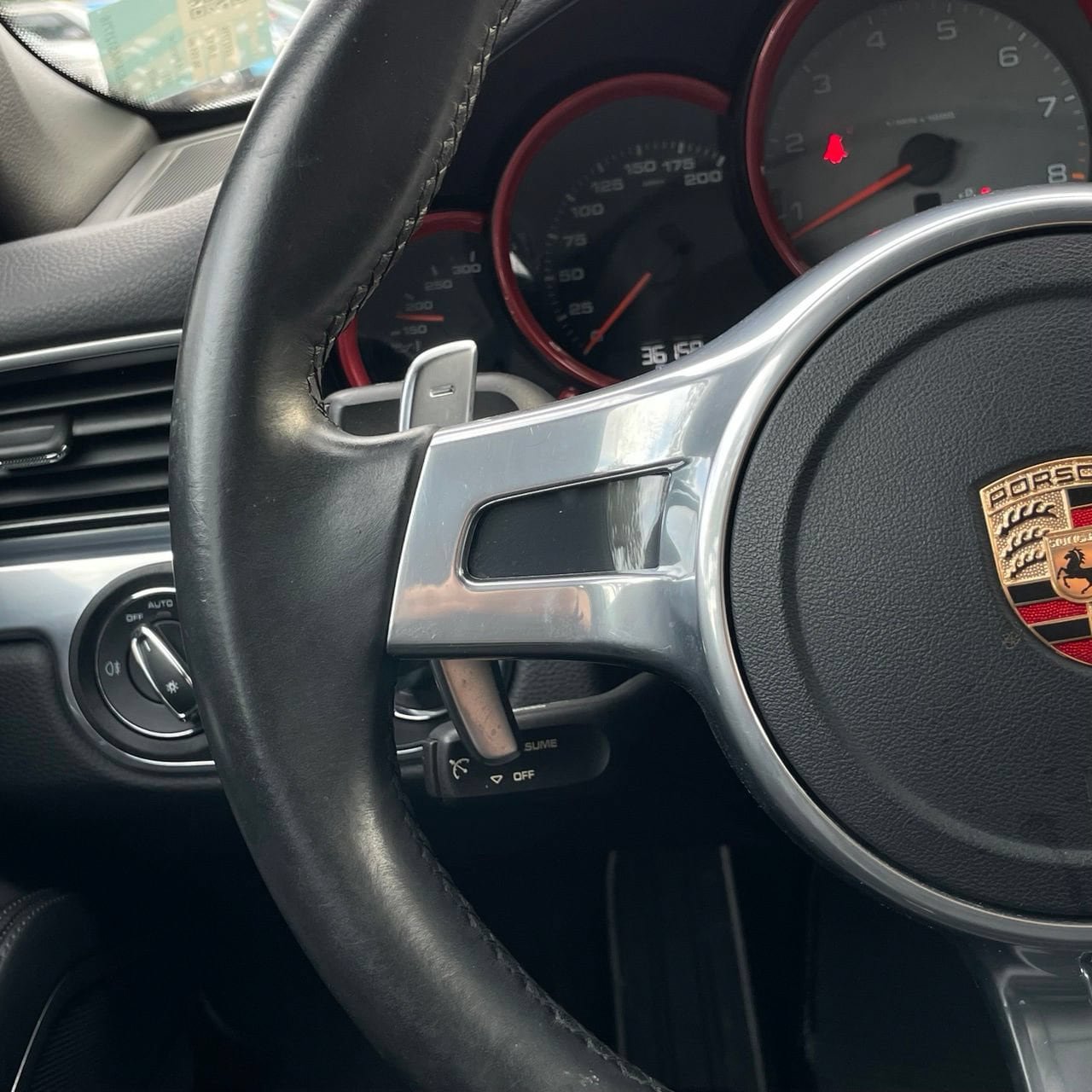 Used 2014 Porsche 911 Carrera 4S AWD/4WD image 15