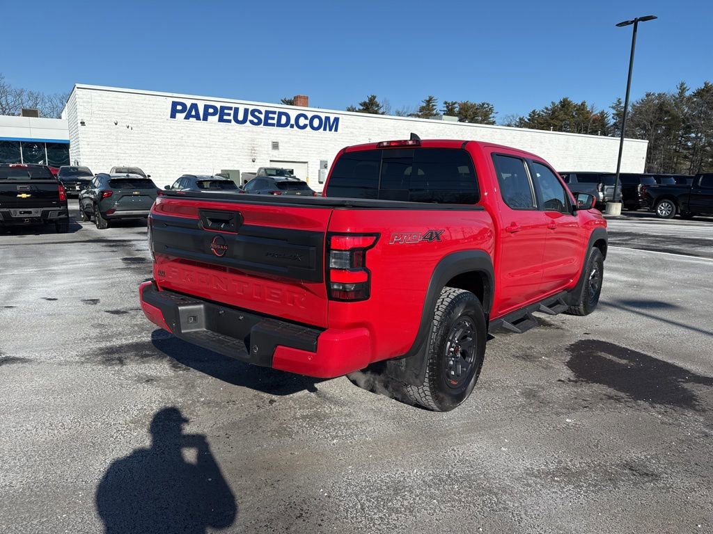 Used 2025 Nissan Frontier PRO-4X image 3